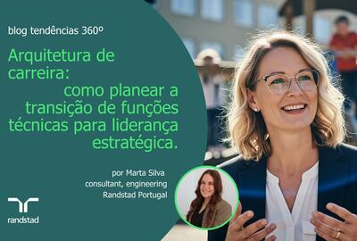 Arquitetura de carreira: como planear a transição de funções técnicas para liderança estratégica.