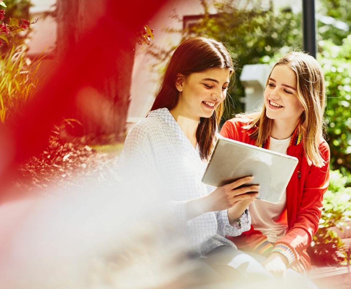 estudantes - primeiro emprego